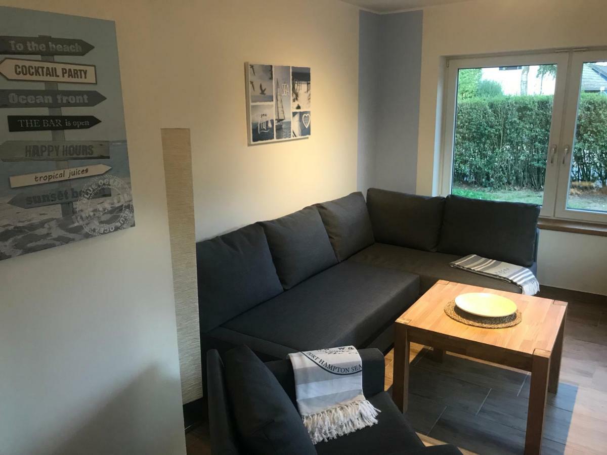 Ferienwohnungen Moewe Lembruch Exteriör bild